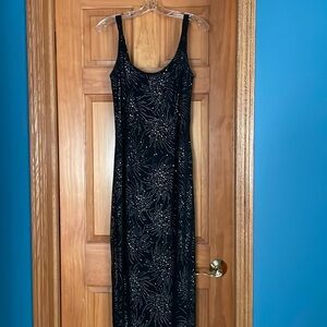 Long black dress with firework sequence